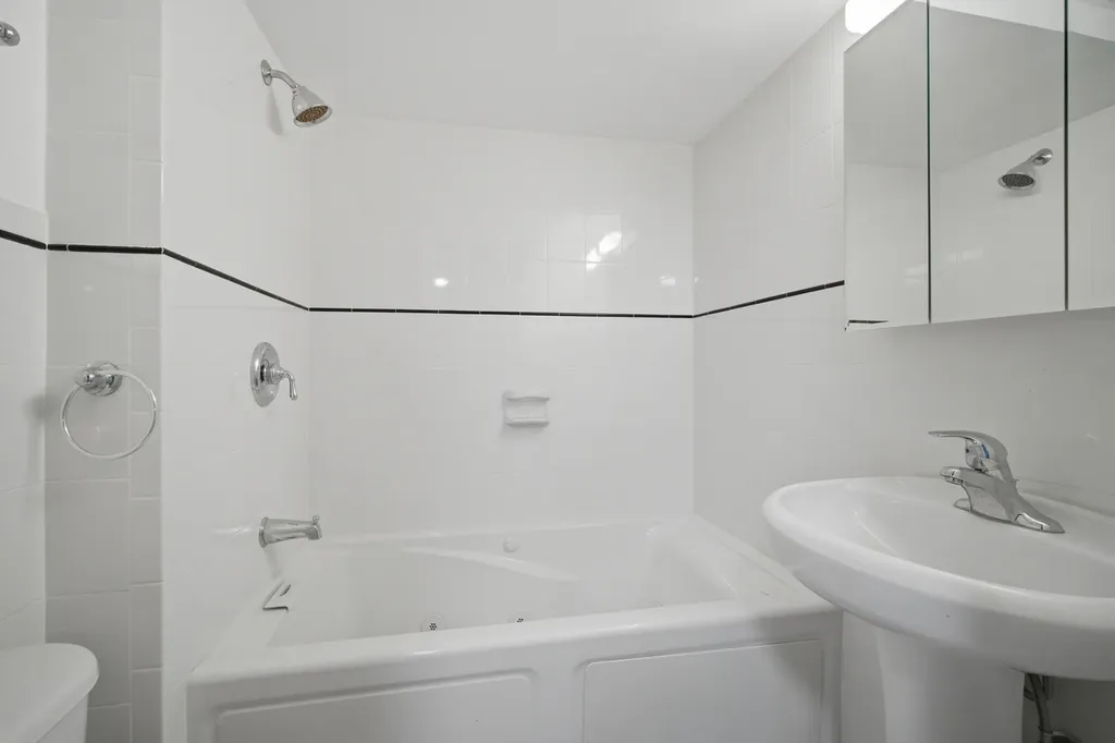 2141 Walnut Street Park Ridge IL 60068