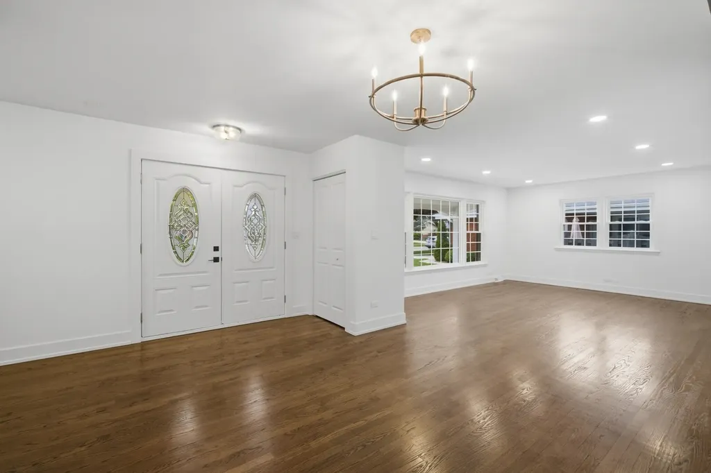 2141 Walnut Street Park Ridge IL 60068