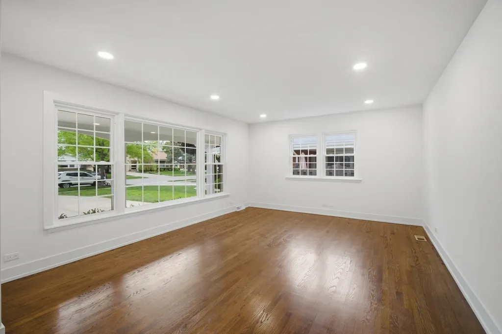 2141 Walnut Street Park Ridge IL 60068