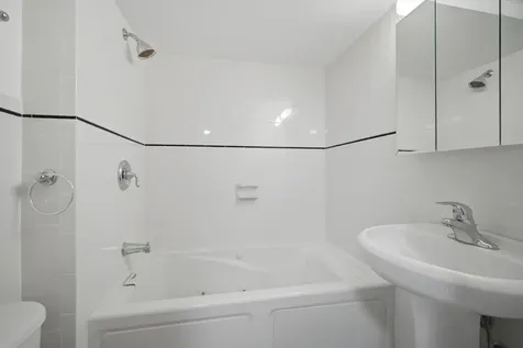 2141 Walnut Street Park Ridge IL 60068