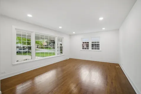 2141 Walnut Street Park Ridge IL 60068