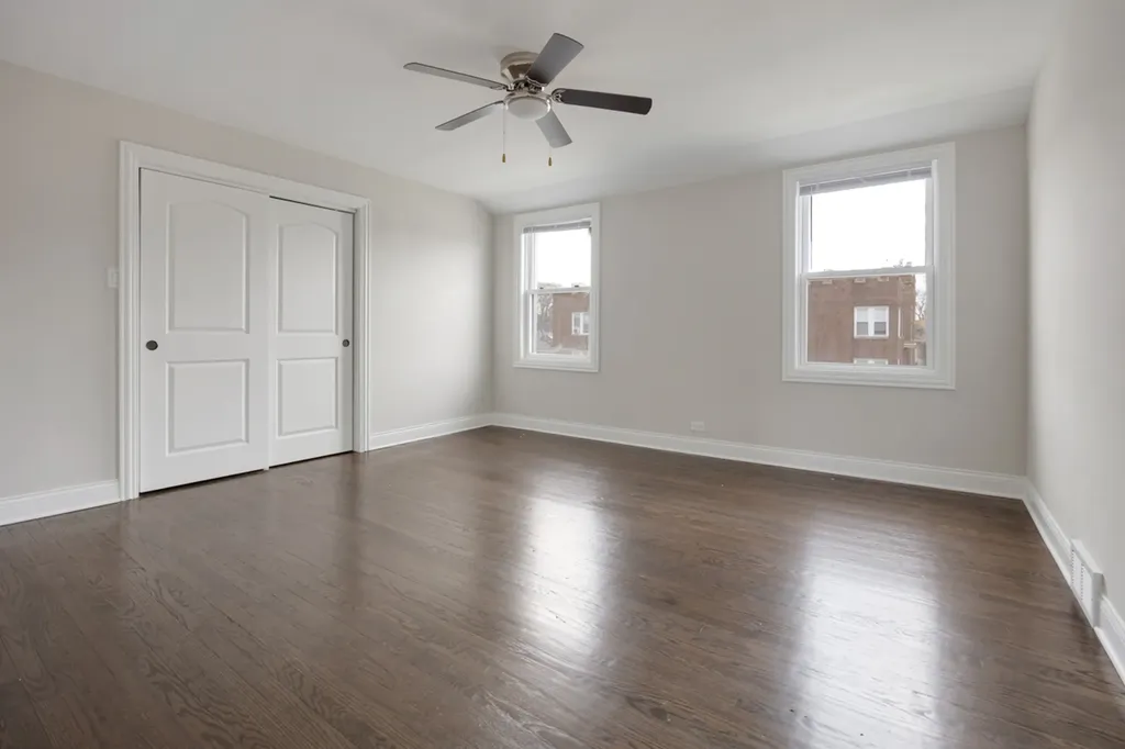 8435 South Cregier Avenue Chicago IL 60617