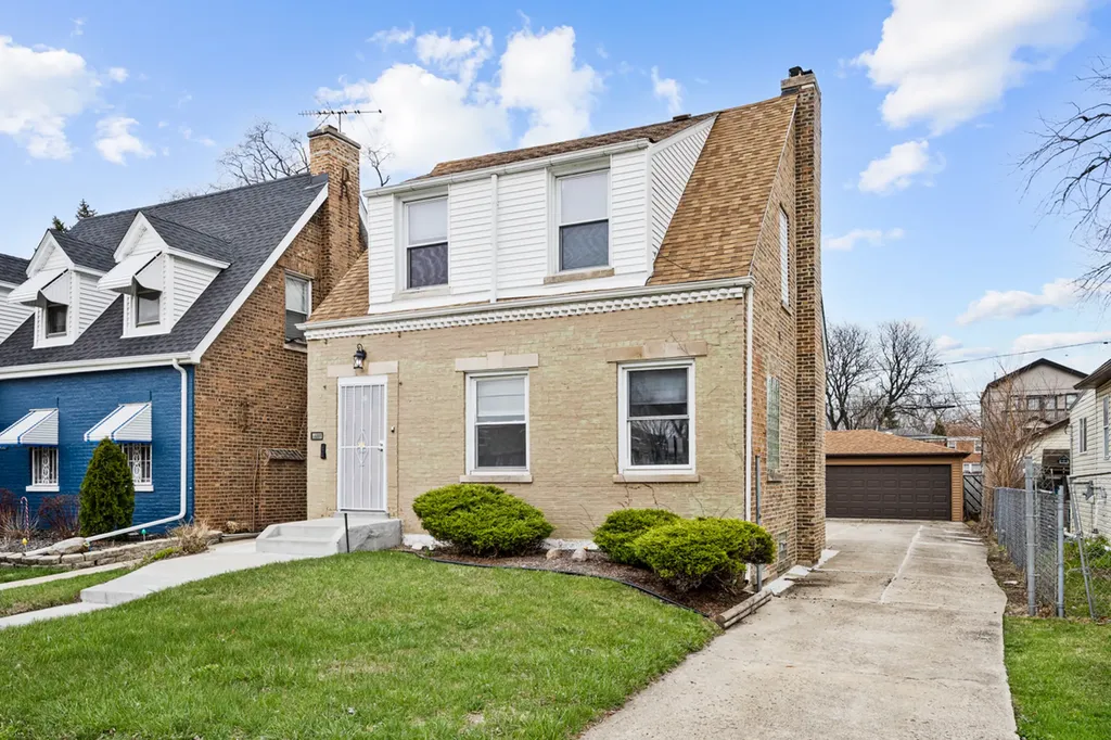 8435 South Cregier Avenue Chicago IL 60617