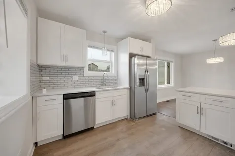 8435 South Cregier Avenue Chicago IL 60617