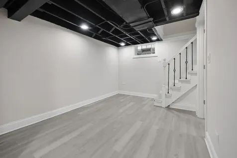 8435 South Cregier Avenue Chicago IL 60617