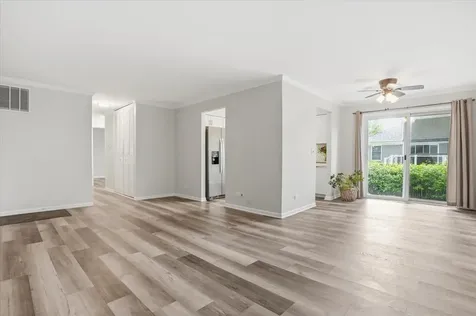 837 Garfield Avenue Libertyville IL 60048