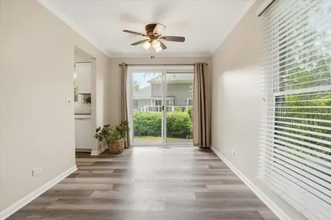 837 Garfield Avenue Libertyville IL 60048