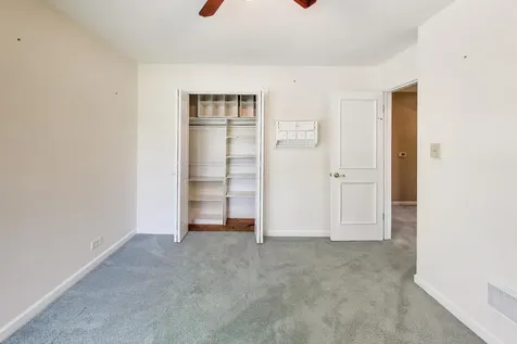 610 South Nawata Avenue Mount Prospect IL 60056