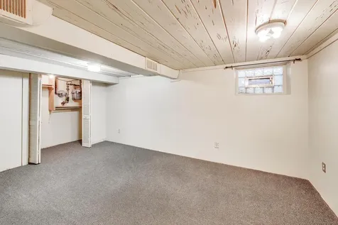 610 South Nawata Avenue Mount Prospect IL 60056