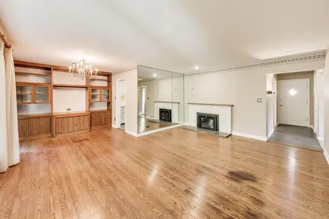 610 South Nawata Avenue Mount Prospect IL 60056