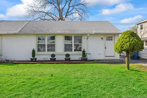 4059 West 90th Street Hometown IL 60456