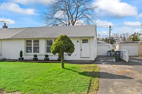 4059 West 90th Street Hometown IL 60456
