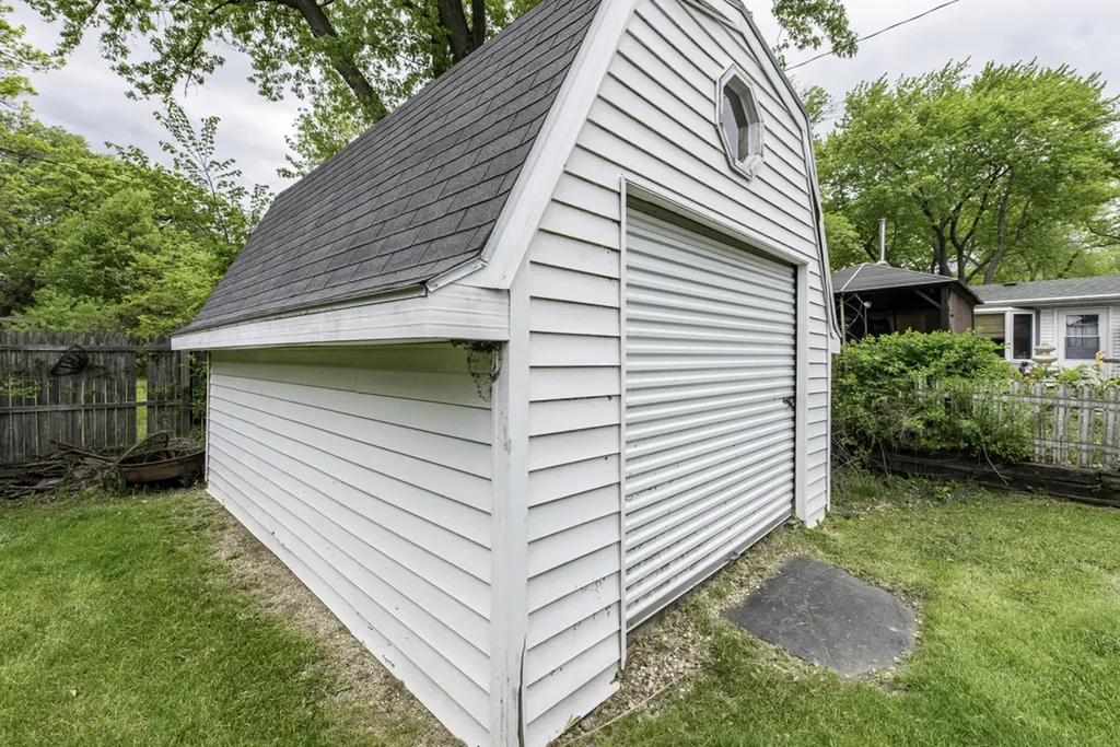 616 Highland Avenue Antioch IL 60002