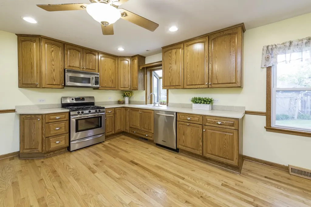 616 Highland Avenue Antioch IL 60002