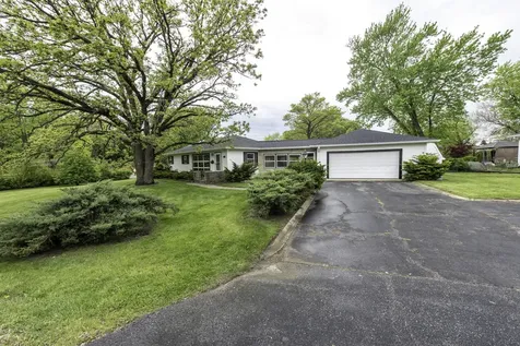 616 Highland Avenue Antioch IL 60002