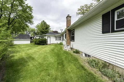 616 Highland Avenue Antioch IL 60002