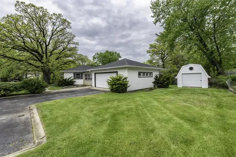 616 Highland Avenue Antioch IL 60002