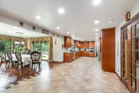 83 South Linden Drive Plano IL 60545
