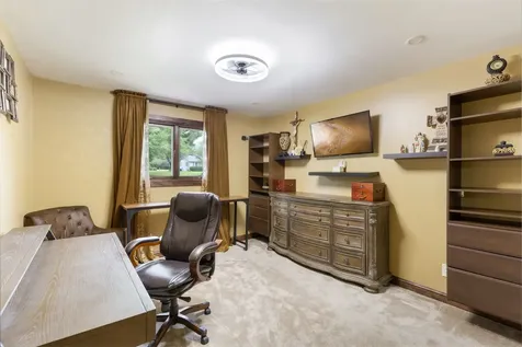 83 South Linden Drive Plano IL 60545