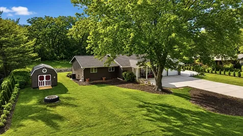 83 South Linden Drive Plano IL 60545