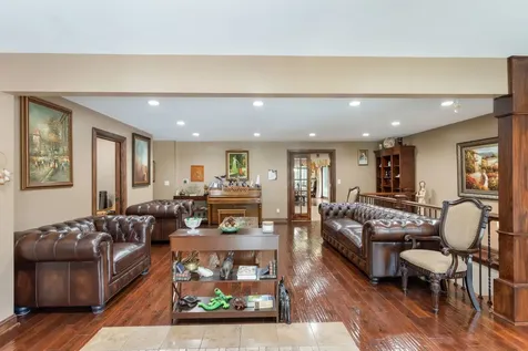 83 South Linden Drive Plano IL 60545