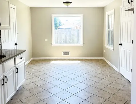 9405 South 76th Court Hickory Hills IL 60457