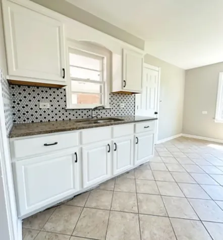 9405 South 76th Court Hickory Hills IL 60457