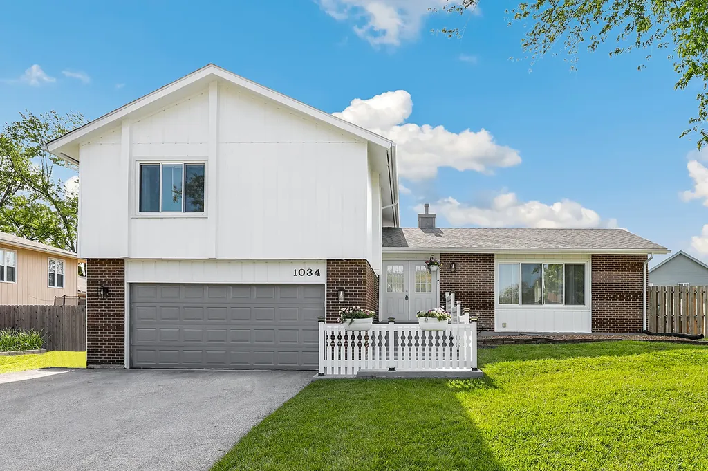 1034 Monterey Court University Park IL 60484
