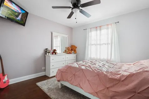 1034 Monterey Court University Park IL 60484