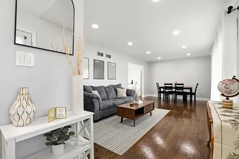 1034 Monterey Court University Park IL 60484