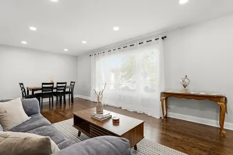 1034 Monterey Court University Park IL 60484