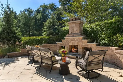 11 Moate Lane Barrington Hills IL 60010