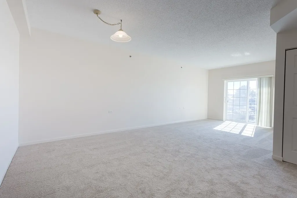 2000 Randi Drive Aurora IL 60504