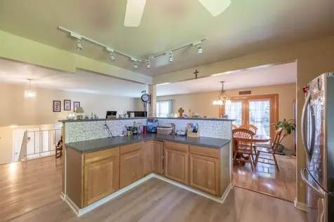 520 South 15th Court St. Charles IL 60174