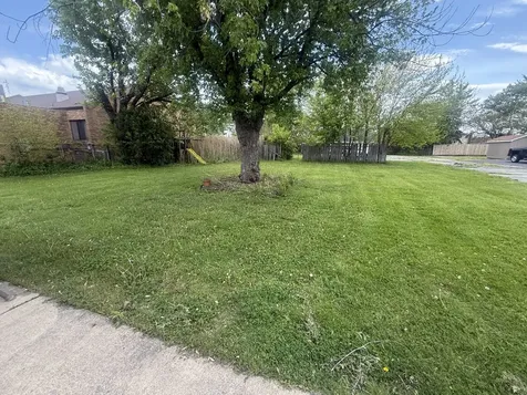 2869 Glenwood Lansing Road Lynwood IL 60411