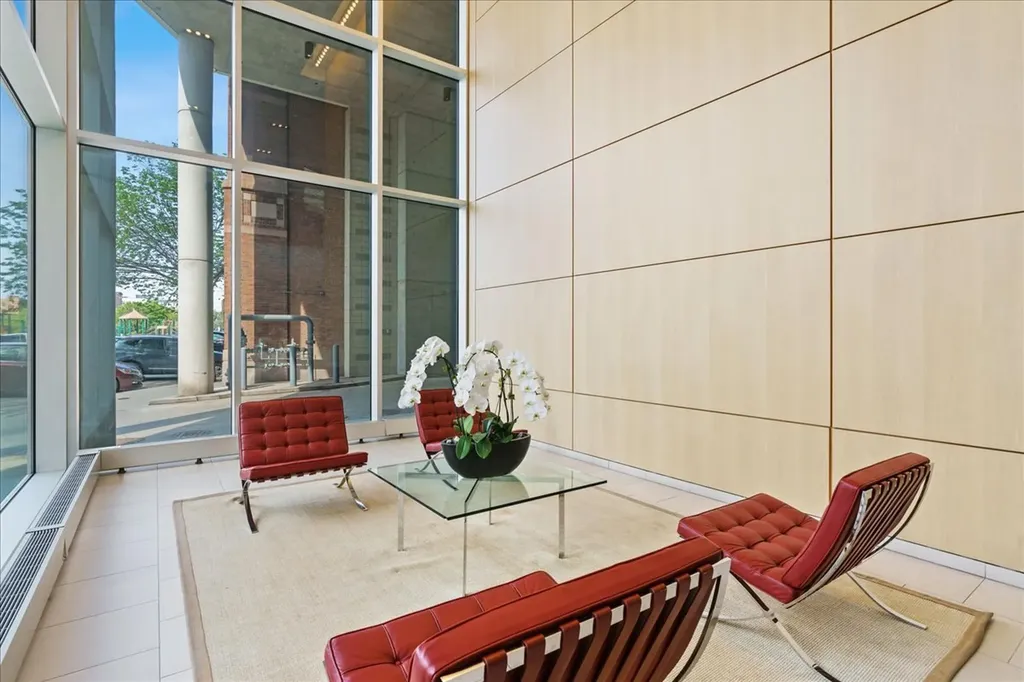 510 West Erie Street Chicago IL 60654