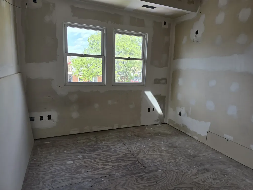 2854 North Natchez Avenue Chicago IL 60634