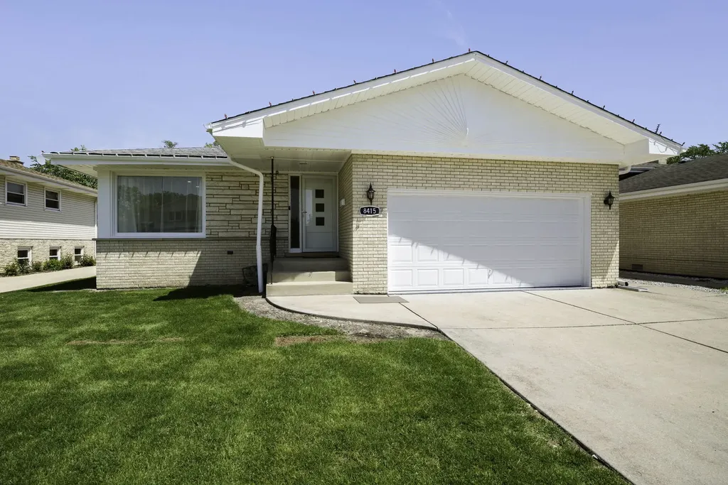 8415 North Clifton Avenue Niles IL 60714