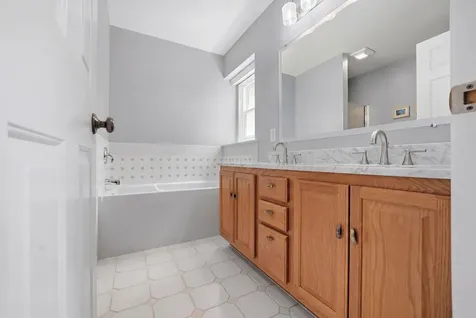 230 Wendy Street Sycamore IL 60178