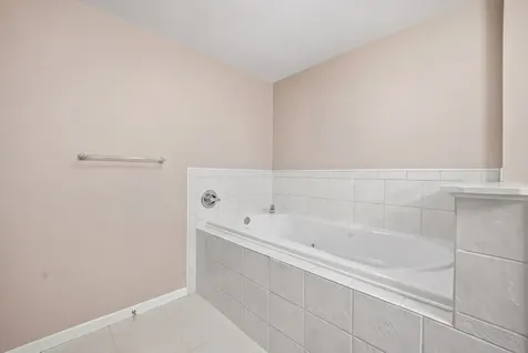 230 Wendy Street Sycamore IL 60178