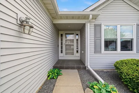 230 Wendy Street Sycamore IL 60178