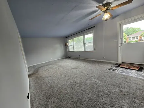 58 West Comfort Street Palatine IL 60067