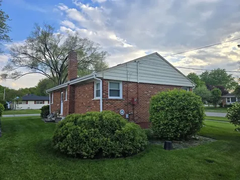 58 West Comfort Street Palatine IL 60067