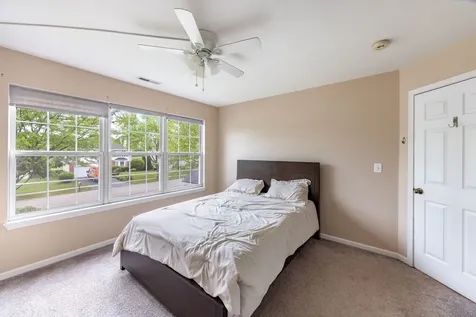 1237 East Greystone Drive Round Lake Beach IL 60073