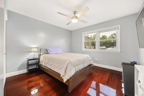 7008 Oconnell Drive Chicago Ridge IL 60415