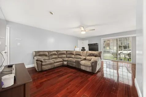 7008 Oconnell Drive Chicago Ridge IL 60415