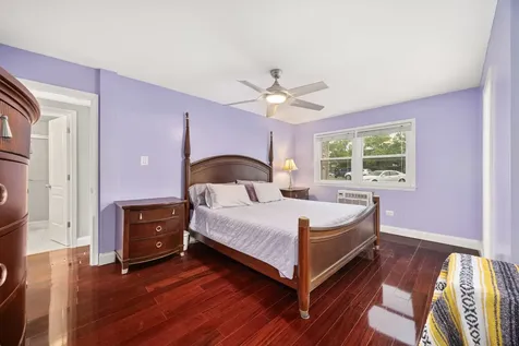 7008 Oconnell Drive Chicago Ridge IL 60415