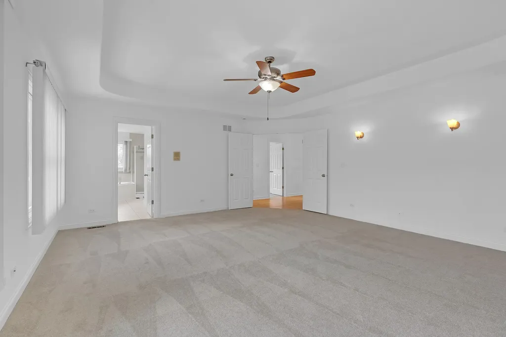 427 West Natoma Avenue Addison IL 60101
