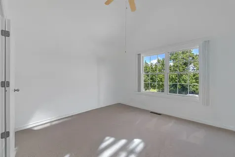 427 West Natoma Avenue Addison IL 60101