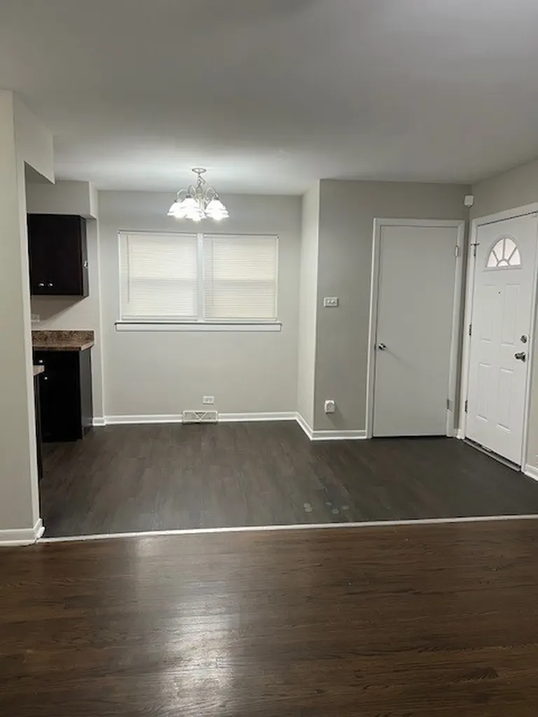 4327 Eberly Avenue Brookfield IL 60513